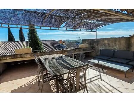 location maison  m² t-3 à villeneuve-lès-avignon  1 315 €