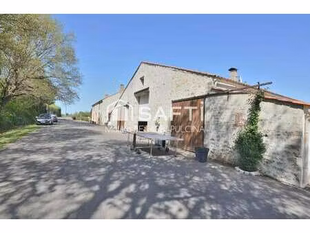 vente maison piscine à saint-hilaire-la-forêt (85440) : à vendre piscine / 392m² saint-hil