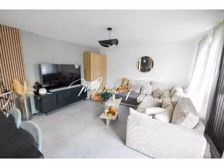 vente appartement 2 pièces à la roche-sur-yon centre ville (85000) : à vendre 2 pièces / 5