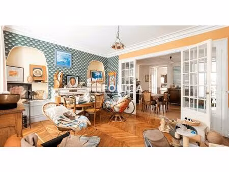 rare à la vente ! f5 en rdc avec jardin privatif  dépendance et gare à deux pas