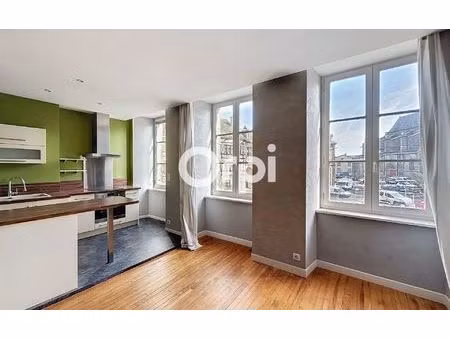 location appartement  51.54 m² t-2 à saint-flour  495 €