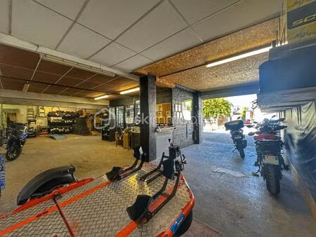 local de stockage de 145 m² à aix-les-bains