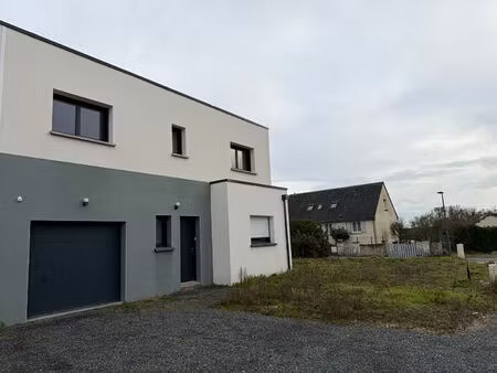 vente maison 5 pièces  115.00m²  écouflant