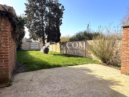 maison semi-mitoyenne de 66 m2 avec jardin