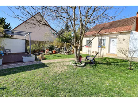 maison familiale lumineuse avec vie de plain-pied secteur recherché