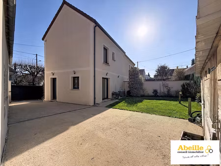 maison traditionnelle de 84 m2  terrain de 207 m2