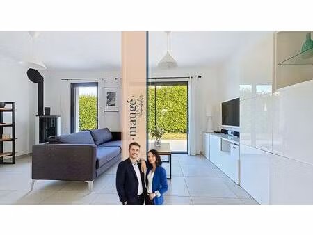 maison - mitoyenne - 4 chambres - dont 1 suite parentale - buanderie - garage - jardin - s