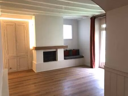 location appartement 4 pièces à laval centre-ville préfecture (53000) : à louer 4 pièces /