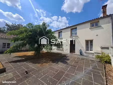 maison 7 pièces 183 m²