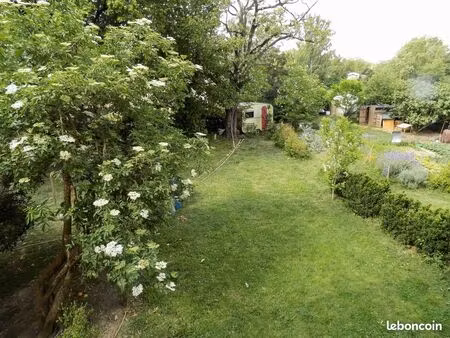 t3 avec jardin privatif