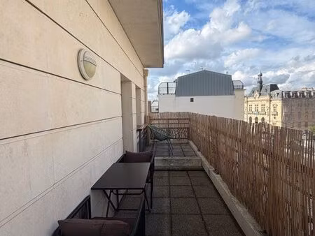 studio meublé 32 m² avec grande terrasse – dernier étage – colombes centre
