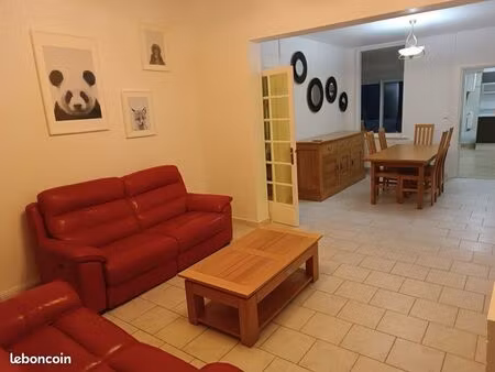 maison mitoyenne t5 avec garage  jardin et accès direct sur le chenal de petit-fort-philip