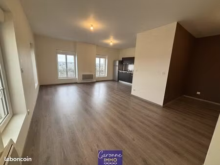 appartement 1 pièce 50 m²