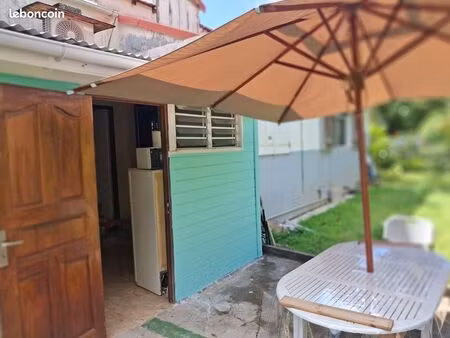 loue appartement t2 (f2) en un lieu sécurisé à fonds-cacao 97130 capesterre belle/eau
