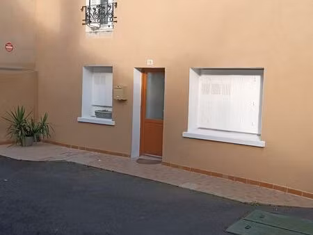 location maison de ville 2 chambres/garage