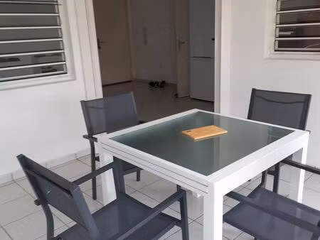 t2 - 42m2 terrasse + piscine