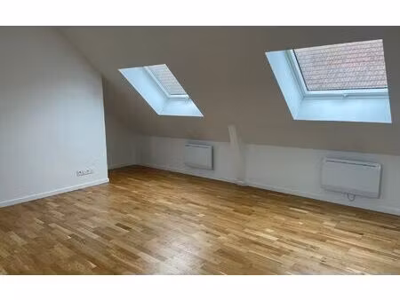 location appartement  m² t-2 à meaux  773 €