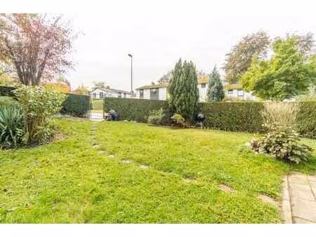 agreable maison 2ch  bureau et jardin