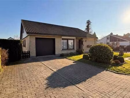 maison de plain-pied dans le centre de bastogne