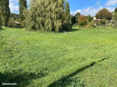 terrain 1 534 m² parnans