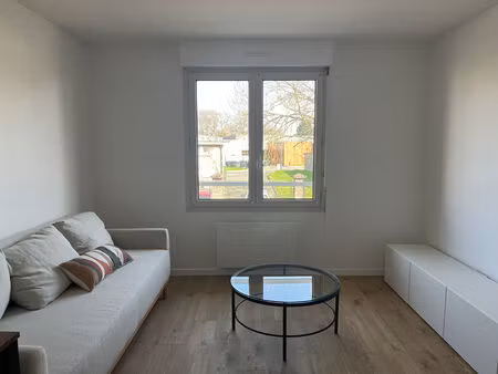 location appartement 1 pièce  24.80m²  la queue