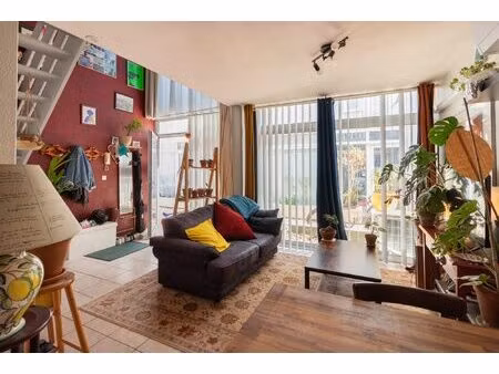 duplex t2 avec place de parking et climatisation