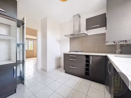 appartement t3 - rue des catalpas - gleizé