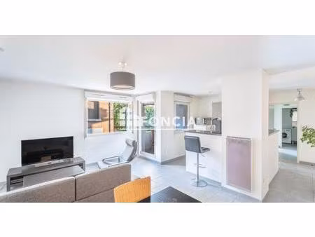 3 pieces avec terrasse et parking en sous-sol privatif