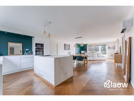 maison contemporaine de plain-pied de 107 m² avec piscine – g