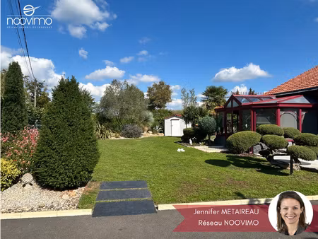 maison de plain-pied 3 chambres à la décoration soignée