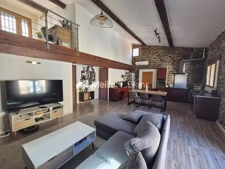 appartement t4 avec beaucoup de cachet