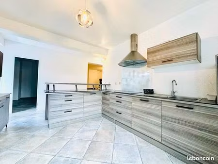 appartement t5 120m2 plus terrasse 100m2