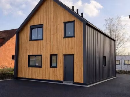 maison neuve individuelle 3 chb/2 sdb/2 wc/jardin/terrasse bois/carport