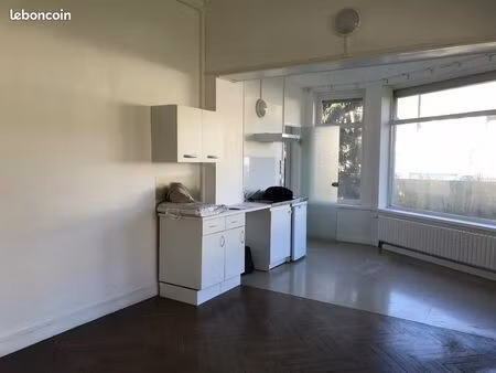 studio 1 pièce 40 m²