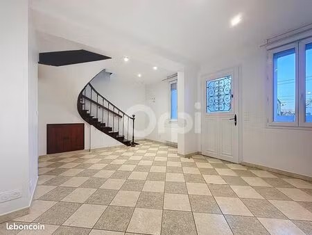 maison 2 pièces 28 m²