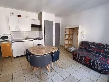 location appartement t1 meublé à pontivy (56300) : à louer t1 meublé / 21m² pontivy