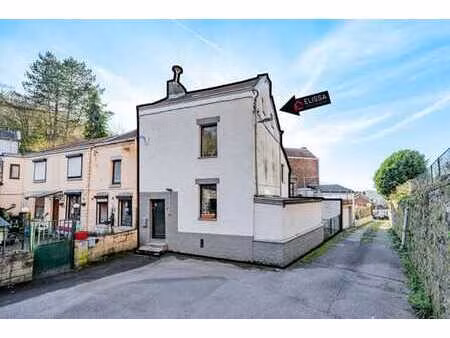 maison 2 chambres dans une rue calme à wandre !