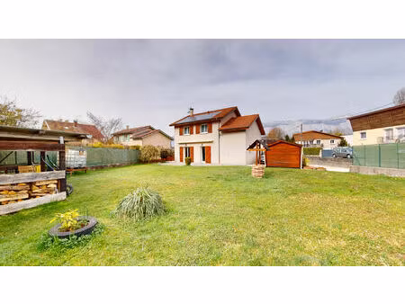 maison familiale 4 chambres 113 m² habitables sur terrain de 600 m²