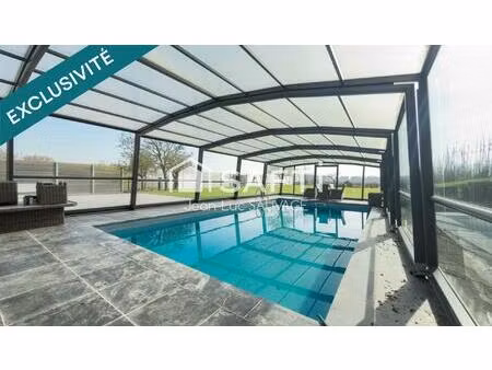 ferme de prestige avec piscine - gros potentiel