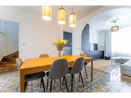 jolie maison - 3 ch - jardin - stationnement privatif