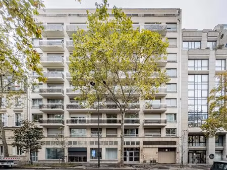 paris xvii - boulevard malesherbes - place de parking au 1er sous/sol a louer