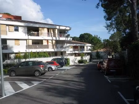 la ciotat type 2 terrasse cave parking