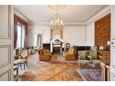 t5 avec terrasse et cave