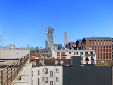 bureaux fonctionnels et lumineux à proximité immédiate du rer