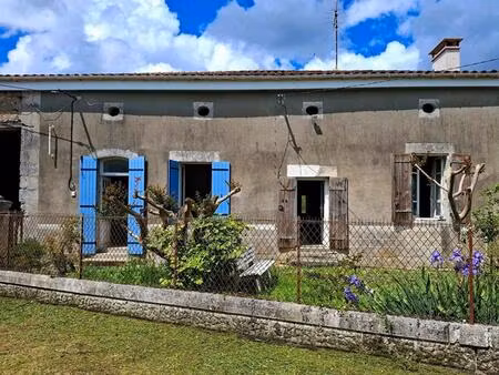 maison de campagne à rénover - 120 m²  3 chambres  1 8 ha de terrain avec chai à saint-pal