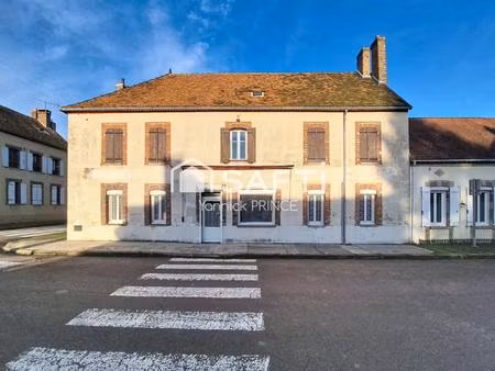 magnifique bâtisse à fort potentiel !!