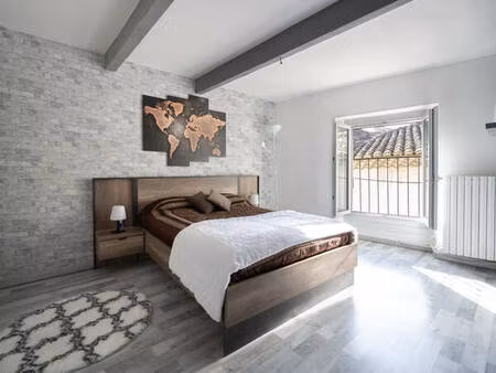 maison terrasses et garage