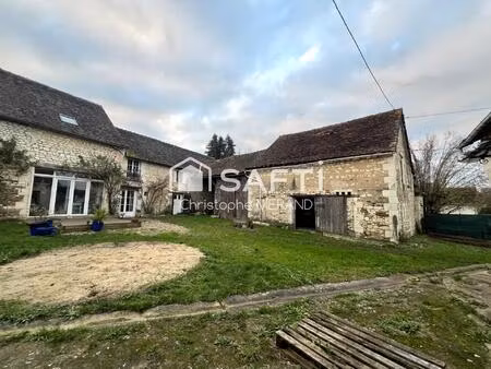 ancienne ferme avec dépendances sur 5300 m2 de terrain