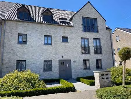 appartement te huur in 's gravenwezel met 2 slaapkamers