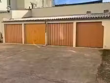 parking à louer 10 m² - le havre (76) - 70€